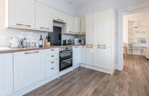 Gurnard Cottage - Photo 2