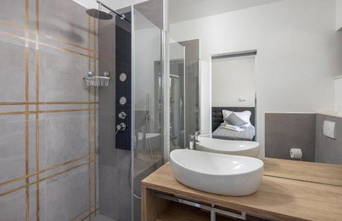 Amazing Home In Radosic - Foto 30