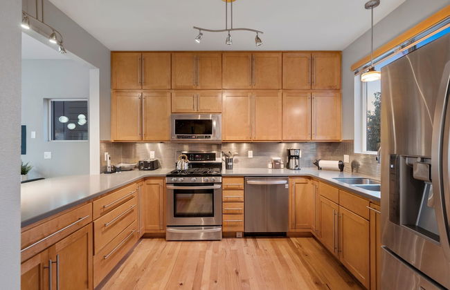 Sleek Home Near Old Town W/ Rftp Hot Tub & Mtn Views - Foto 6