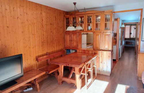 Apartamento con maravillosas vistas al lado de la estación - Photo 5