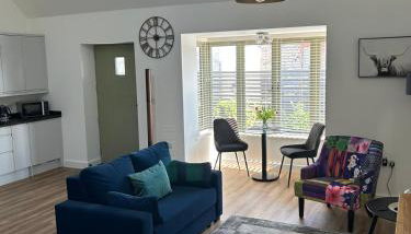 Blundens Holiday Lets - Tower - Photo 5