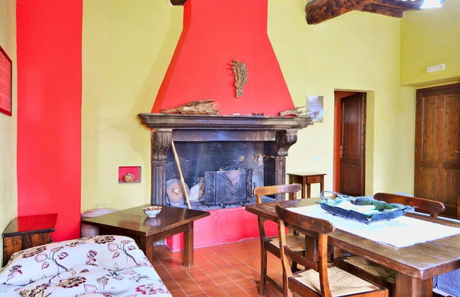 Rustic Holiday Home in Citta di Castello With Swimming Pool - Photo 38