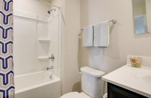 9 Mi to Duke University Spacious Home with Yard! - Foto 21