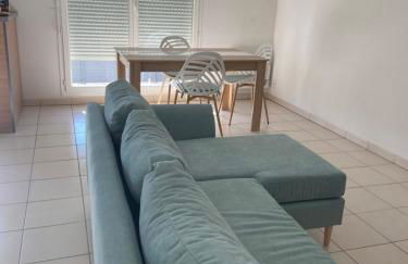 T2 en résidence avec piscine commune - Photo 8