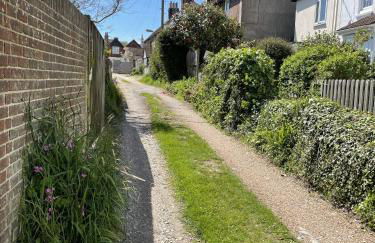 Bunny Cottage by Bloom Stays - Foto 27