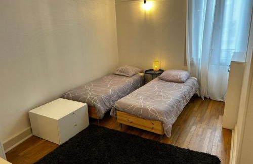 Martroi - Cœur de Ville - 3 pièces 80 m2 TV - Internet haut débit - loisirs et affaires - Foto 7