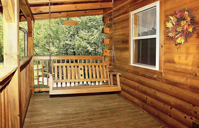 A Bit of Heaven - 2 Bedrooms, 2 Baths, Sleeps 8 Cabin by RedAwning - Foto 14