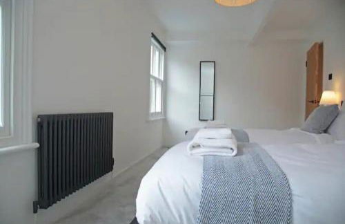 Modern Luxury 4 Bed House in Heart of Macclesfield - Foto 28