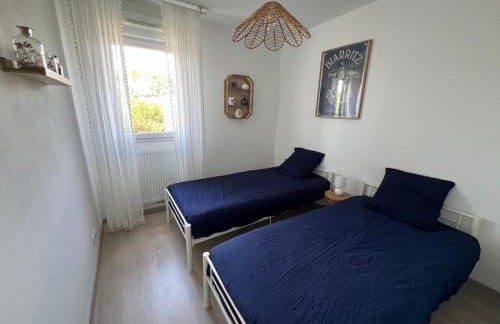 T3 Familial 9 min de la Plage - Terrasse et Parking gratuit - Foto 12