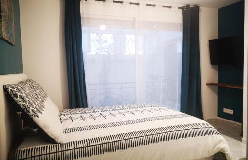 STUDIO COSY HYPER CENTRE GARE AMIENS WIFI NETFLIX 2 PERS - Foto 18