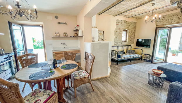 Kitchen / Dining Room