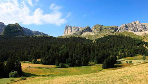 Confort 2 pièces, balcon et casier à skis - FR-1-504-672 - Foto 3