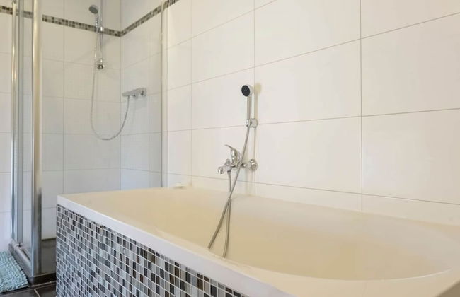 Magnificent Holiday Home in Manhay With Fenced Garden - Photo 25