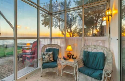 Enjoy Our Lakefront Paradise - Foto 31