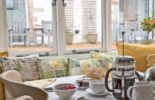 Hawthorn Farm Guest House - Photo 21