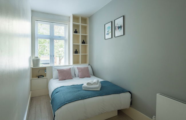 Fitzrovia by Viridian Apartments - Photo 8