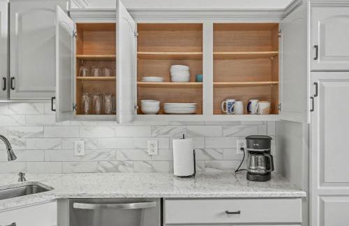 The Elevated Gallery - Historic Loft - Heart of Downtown - 98WalkScore - Foto 19