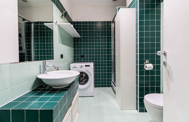 Casa Watt Stylish Apartment With Balcony - Photo 3