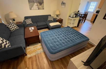 The Blue Door at Sylva Home Base Apartments - Foto 23