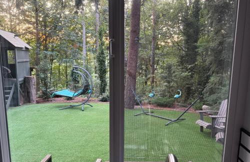 Beautiful place with a great location, free parking, WiFi & large TV. - Foto 6