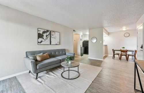 The Landry 326 Spacious and Cozy 2 Bedroom 2bth - Foto 26