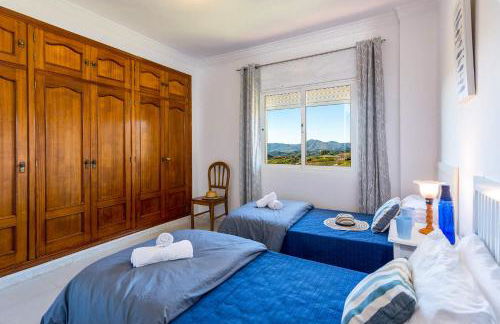 Villa Alqueria by Villa Plus - Photo 22