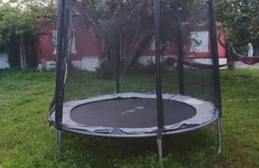 Casa das Laranjeiras e parque infantil - Foto 28