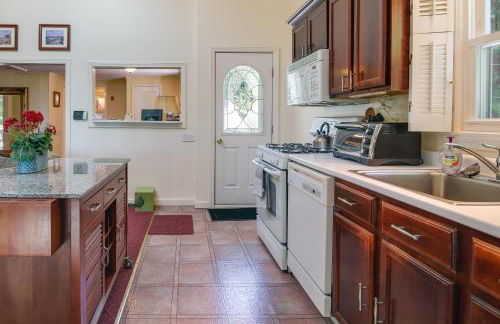 Bayfront Plymouth Gem with Sunroom, Steps to Shore! - Photo 11