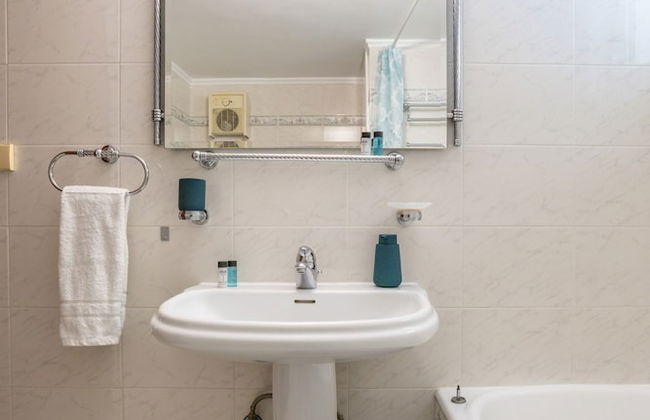 The White Marble Luxury City Apt - Foto 17