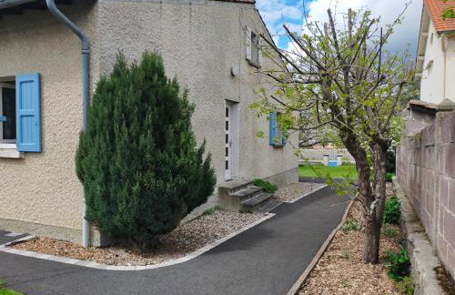 Chez Tata Malou - Maison avec jardin, cour fermée, proche toutes commodités - Foto 31