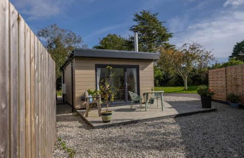 Olverstone Lodge, a beautiful Cornish lodge with wood burner & garden - Foto 1