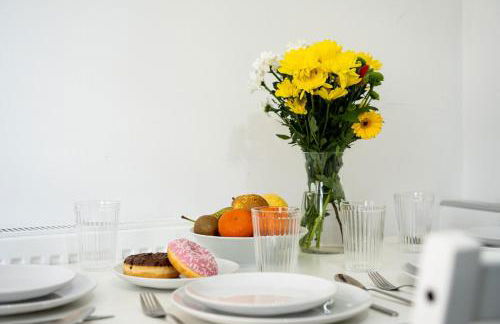 Stylish 2-Bed Apartment City Access Sleeps 4 - Foto 33