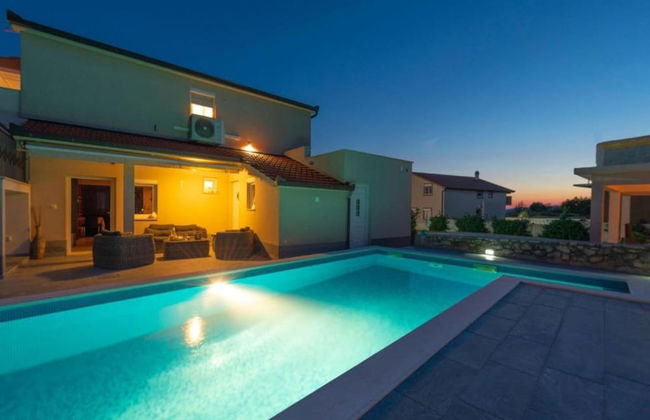 Charming Villa Peso - Foto 27