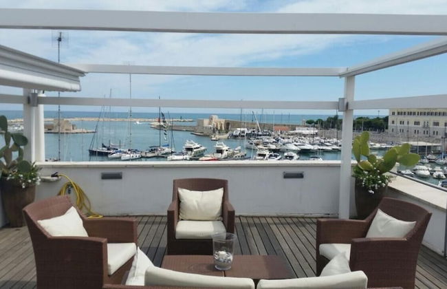 Suite Home Trani - Photo 31