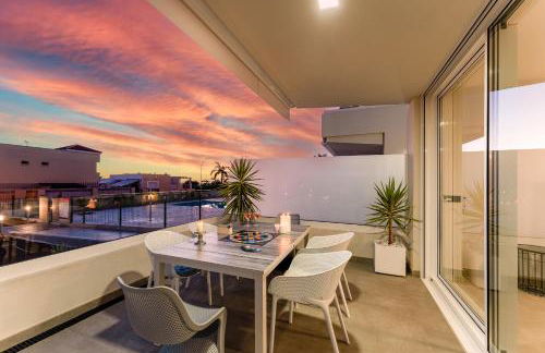 Modern new apartment Las Terrazas de Costa Adeje. Heated pool, big terrace and private parking - Foto 13