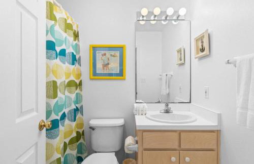 Dream Chaser-Private Pool-Hot Tub-Pets-Directly across from boardwalk to beach - Foto 24