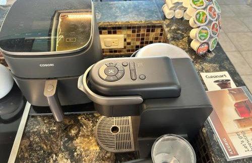 Spacious 4BR 2 5BA Family Retreat Pool Near Beach - Foto 20