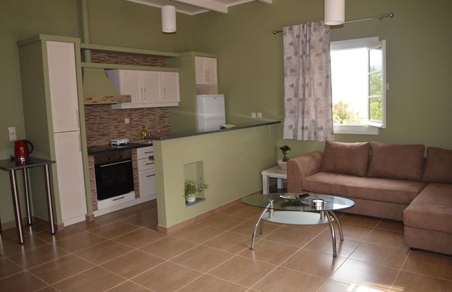 Mel's Apartments - Photo 9