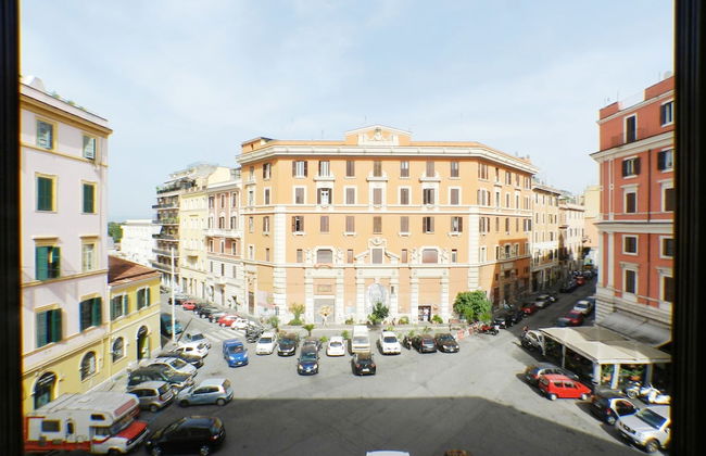 Black and White Movie Apartment - Foto 25