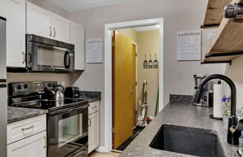 Renovated Ski In Ski Out Condo at Holiday Valley - Foto 25