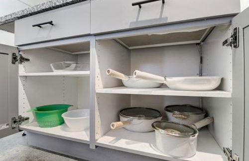 Centric 2BR In HEART of DTPHX Free Garage Parking - Foto 34