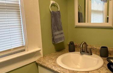 Cute and Cozy Apt Near Historic Downtown Sanford - Foto 39