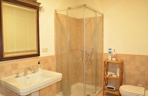 La Antigua, casa céntrica, amplio patio, piscina y barbacoa - Foto 12