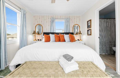 Oceanside Cottage -3BDR 2BA-Walk to Beach! - Foto 16