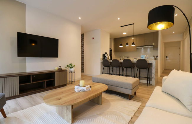 w Charming 2BR w Balcony in Miraflores - Photo 12