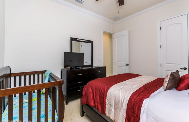 Elegant 5 BD, 5 BH Villa - Foto 44