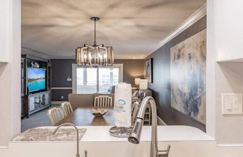 1055-805 8th Floor Condo with Abundant Light - Foto 7