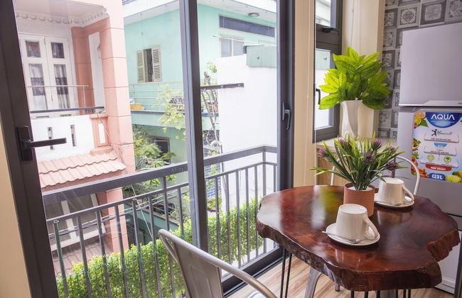 Jen & Friends House - Photo 7