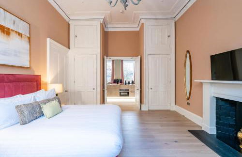 Dragon Suites Luxury Apartments at Rutland Square - Photo 44