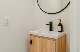 Modern Amish Country Retreat w/ Hot Tub. - Foto 21